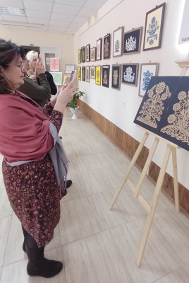 Персональна виставка "Великоднє витинанкове диво"